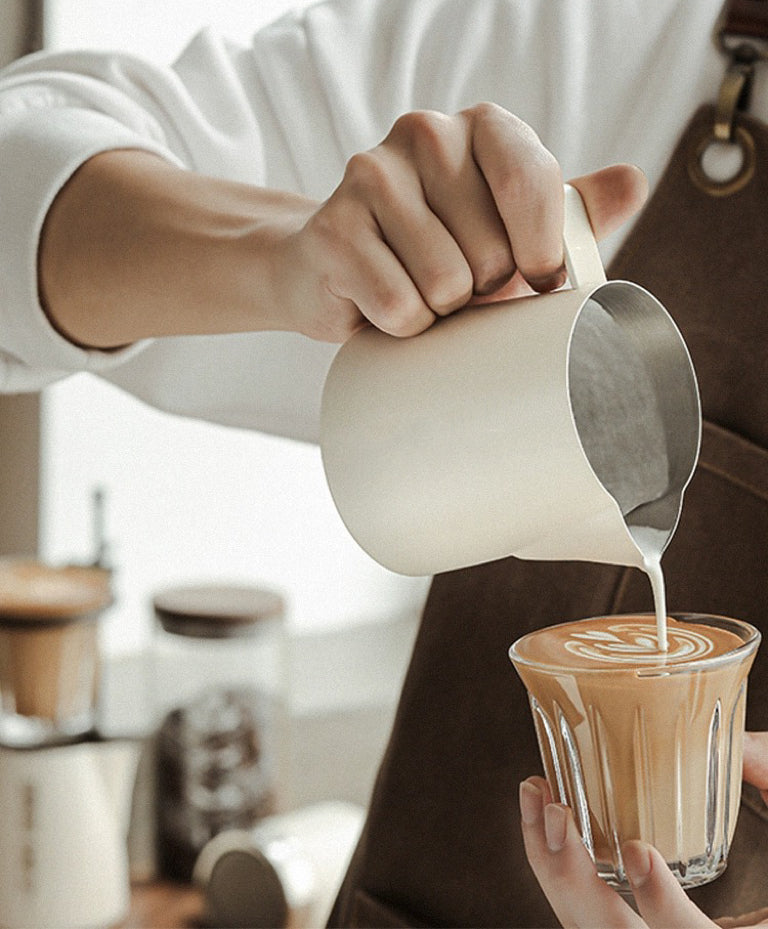 Jarra de leche para arte latte